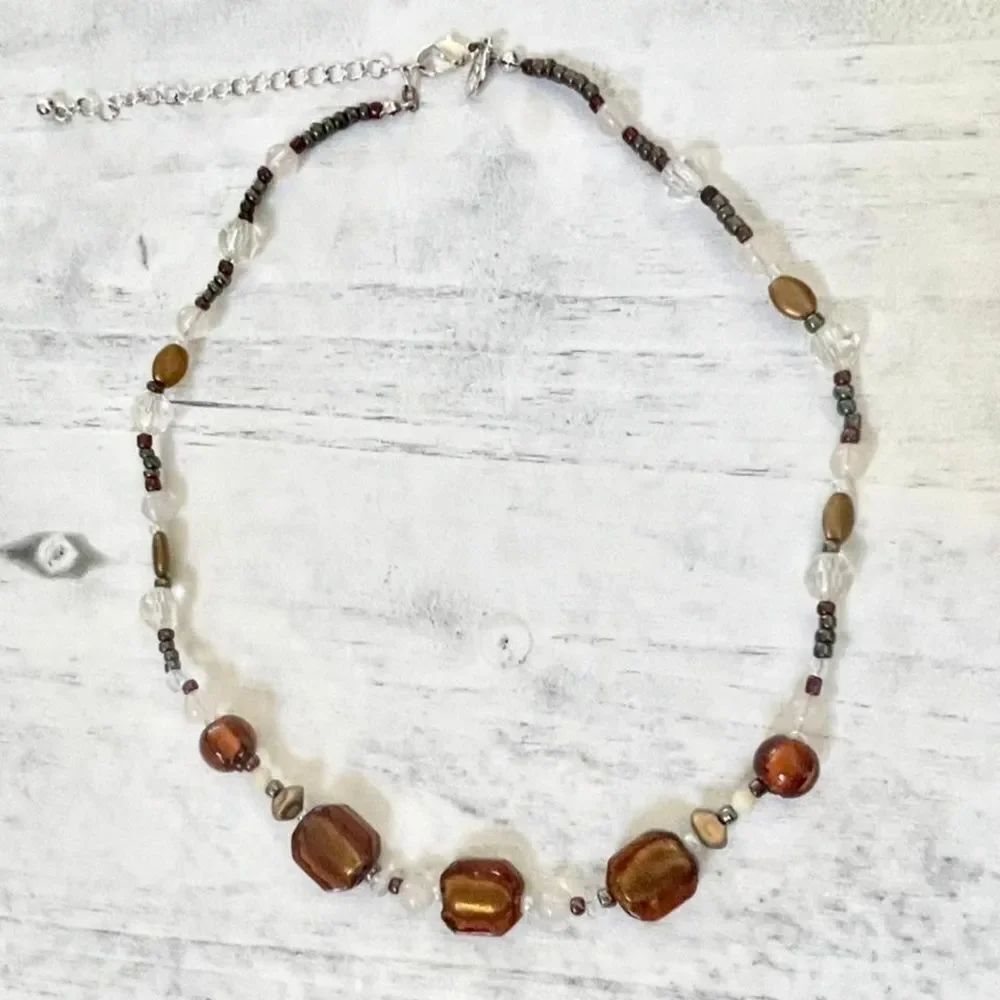 KR jewelry brown beaded necklace